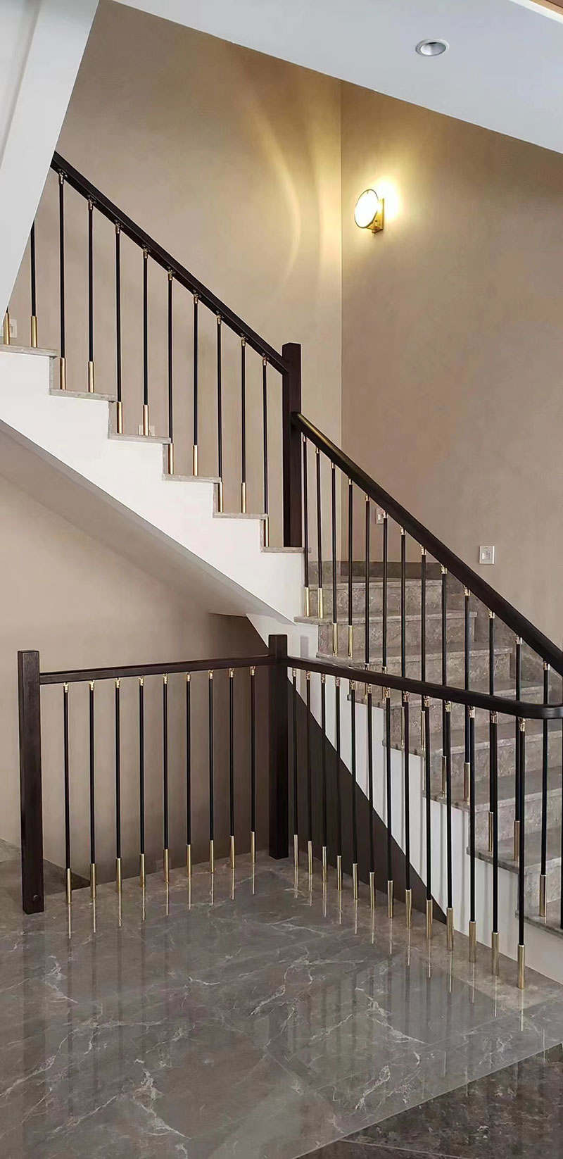 1664105053867930.jpg 不銹鋼樓梯扶手