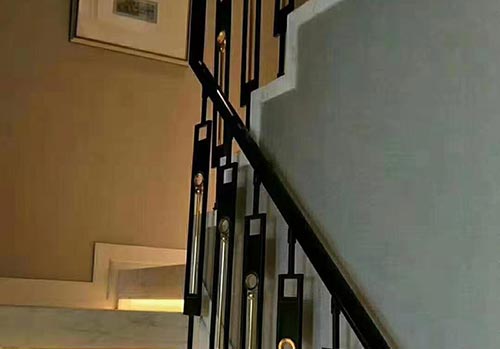 別墅家居裝修L型樓梯定制效果圖