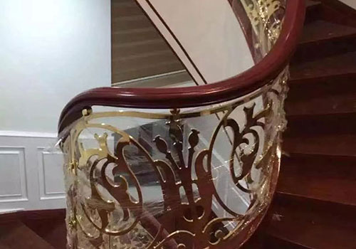 歐式風(fēng)格旋轉(zhuǎn)弧形樓梯定制效果圖