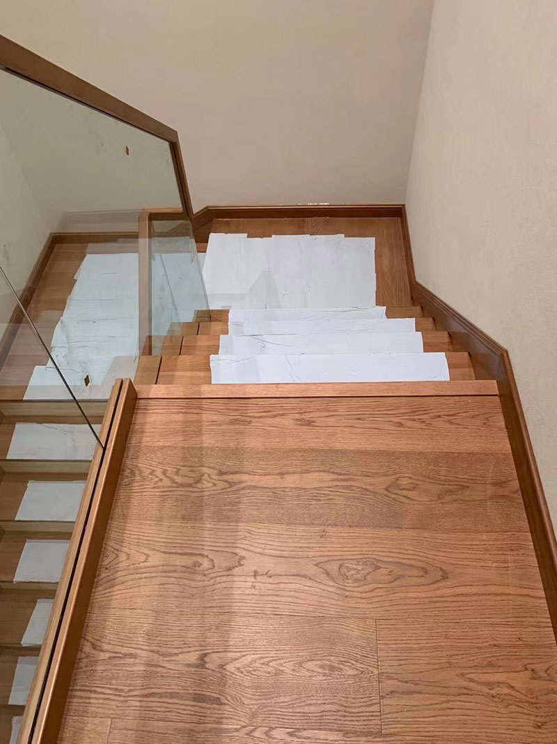 1669438614788129.jpg 鋼木樓梯