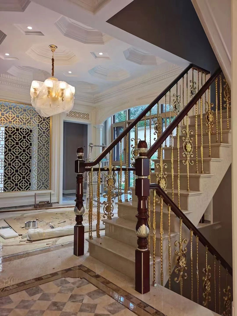 銅藝雕花樓梯扶手設(shè)計(jì)裝修效果圖