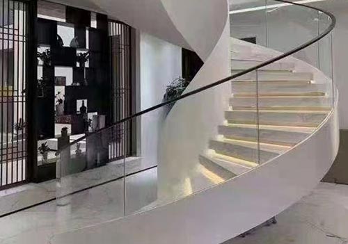 現(xiàn)代簡約風(fēng)格別墅懸浮樓梯扶手設(shè)計(jì)裝修效果圖