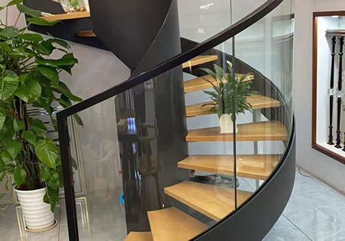 復式閣樓弧形旋轉樓梯玻璃扶手設計裝修效果圖