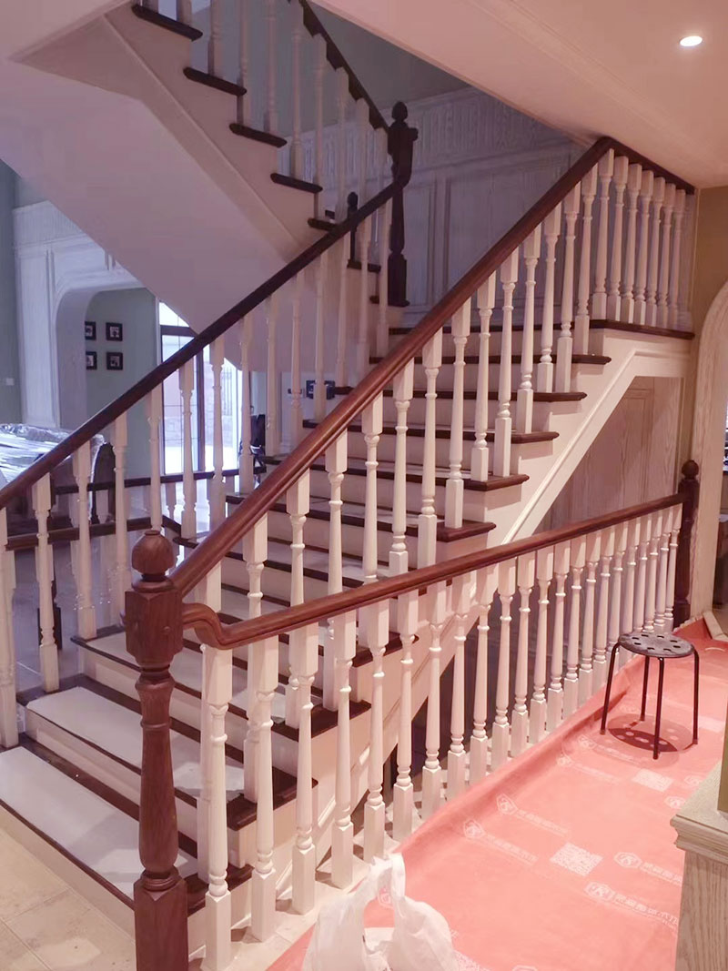 別墅樓梯扶手設(shè)計(jì)效果圖